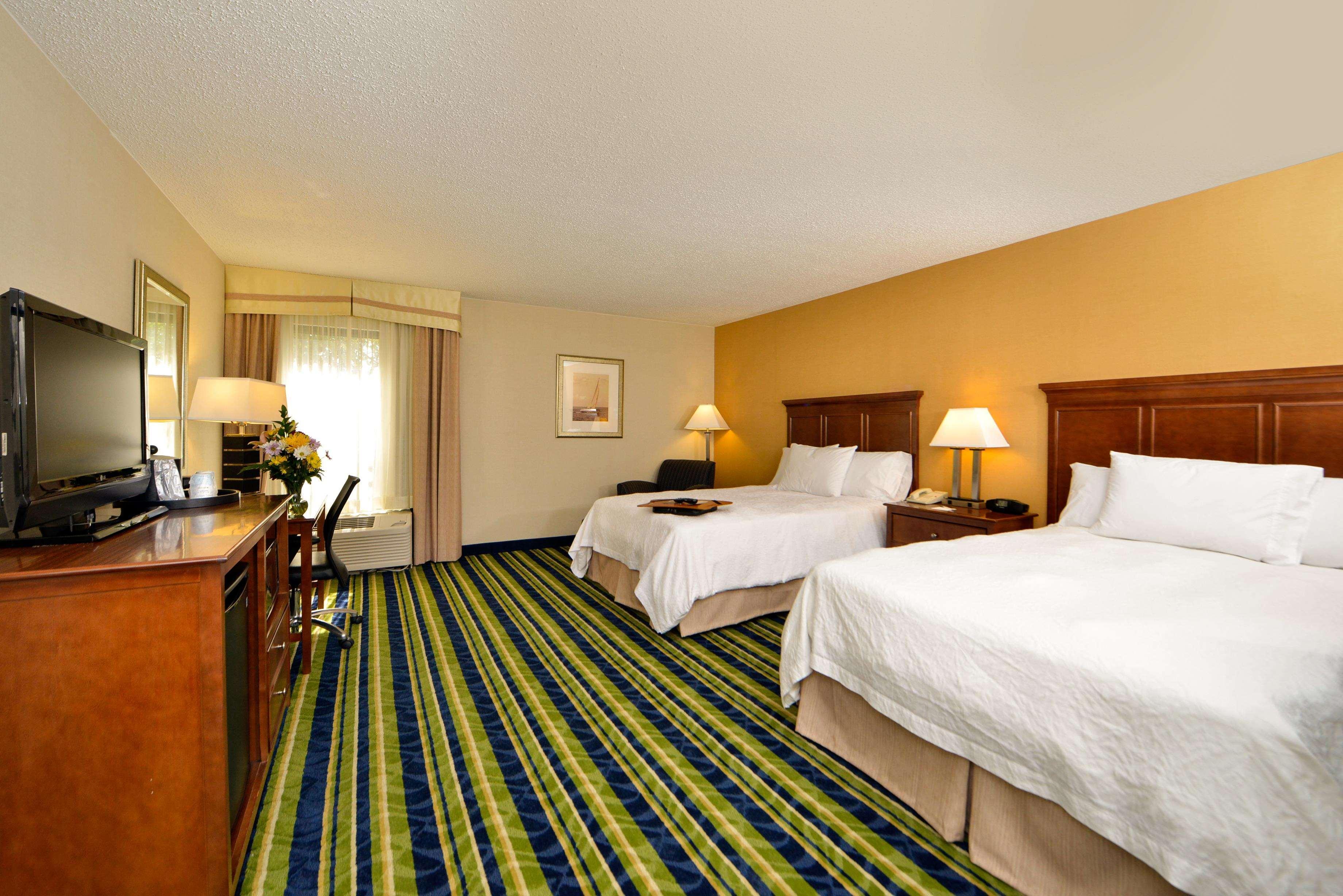 Hampton 3*