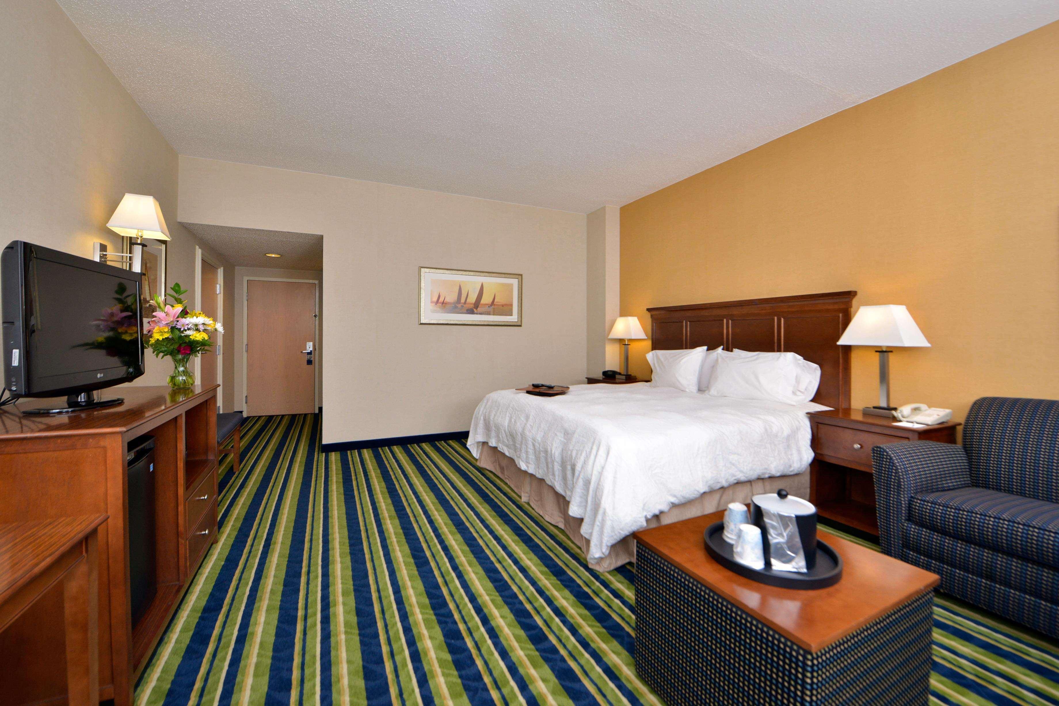 Hotel Hampton 3*